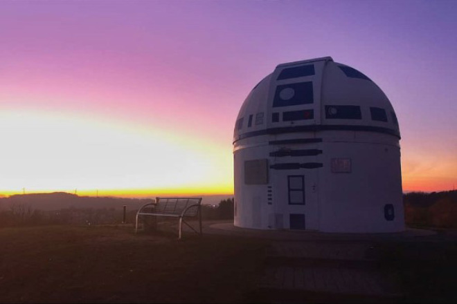 Observatory painted as R2-D2.