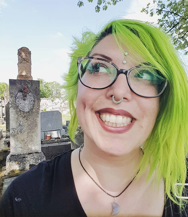 #CemeterySelfie