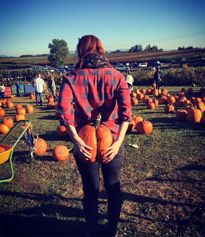 Beautiful pumpkin butt.