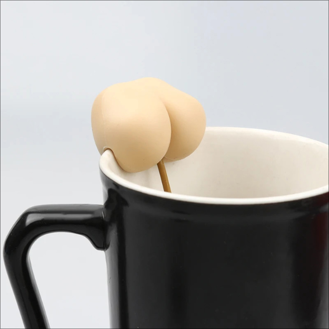 Pooping butt tea infuser.