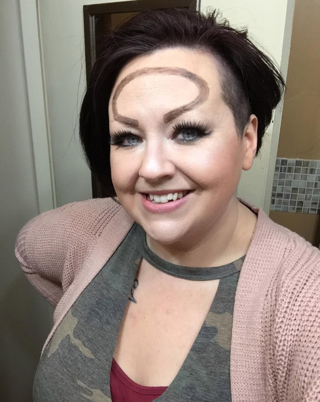 Halo eyebrows.